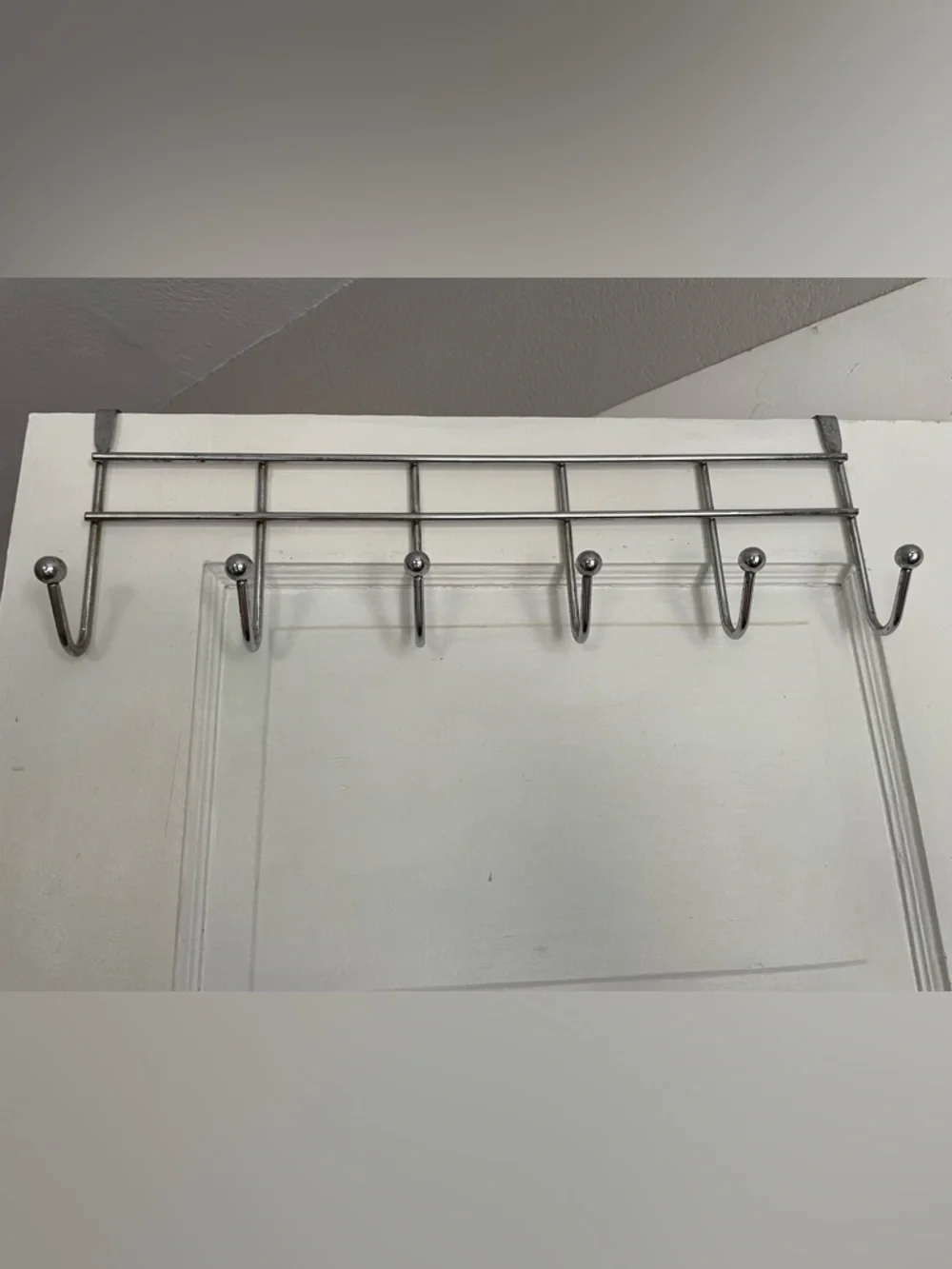VINTAGE Metal Over-the-Door Metal Hook Rack in Silver